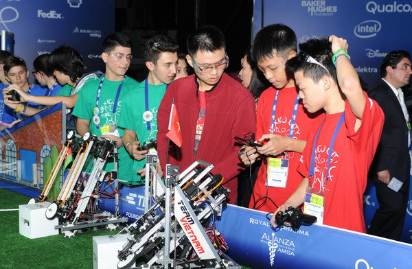 Học sinh Việt Nam dự giải robot thế giới "First Global Challenge" ảnh 3
