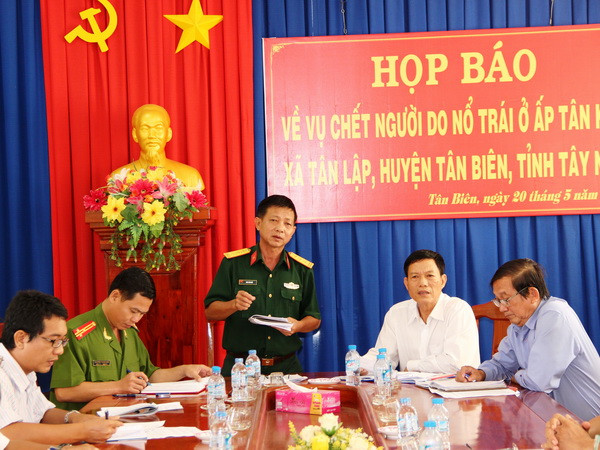 Bé trai 10 tuổi tử vong tại chỗ do đập ngòi đạn cối phát nổ ảnh 1