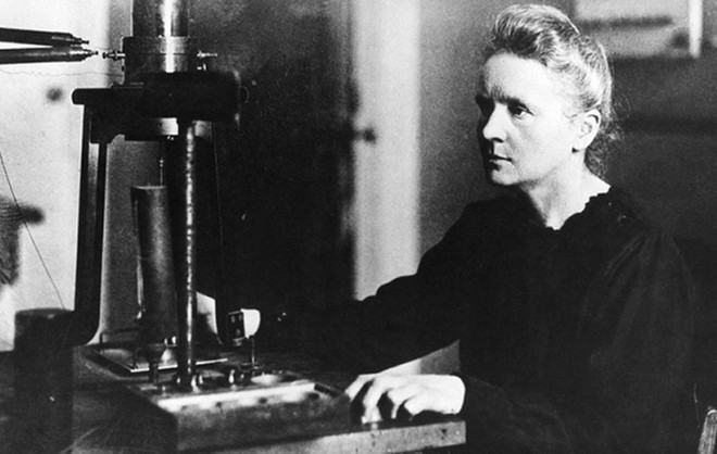 Phim về Marie Curie tiết lộ khó khăn của phụ nữ trong khoa học ảnh 1