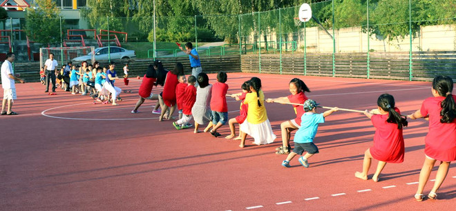 Đêm hội Trăng Rằm đến với mọi trẻ em Việt Nam tại Cộng hòa Séc ảnh 2