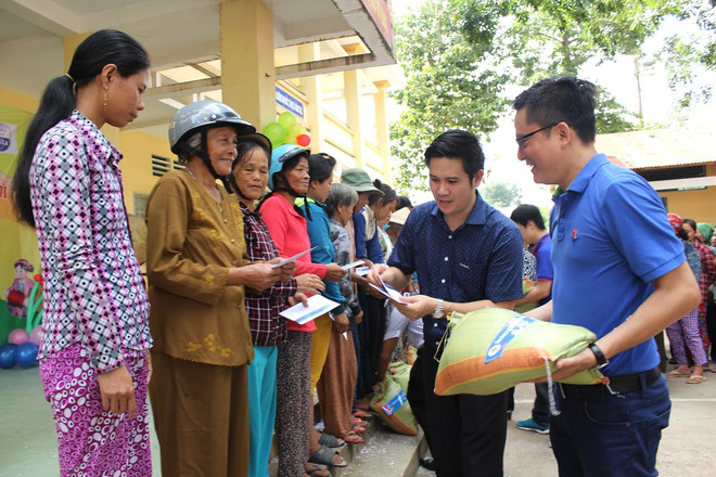 Truyền hình Thông tấn đem Trung thu đến xóm Việt kiều “3 không” ảnh 3