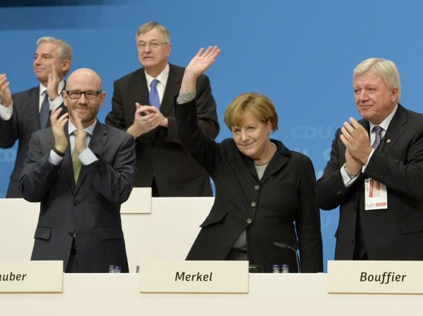 Đảng của bà Merkel trở thành mục tiêu của tấn công mạng ảnh 1