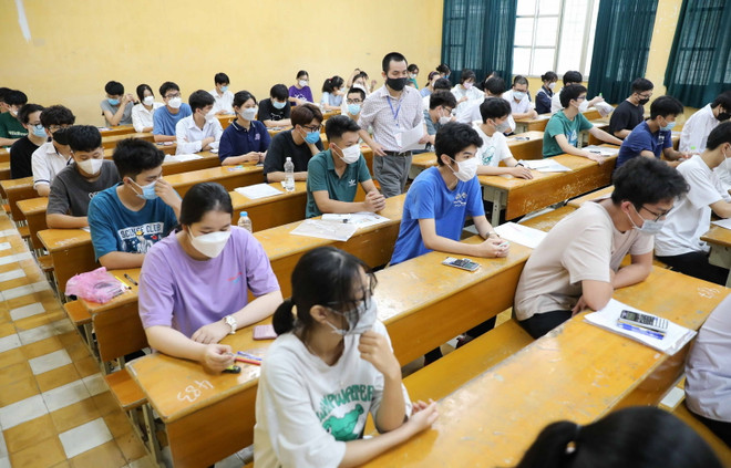 Kỳ thi đánh giá tư duy của Đại học Bách khoa Hà Nội năm 2022. (Ảnh: Thanh Tùng/TTXVN) danh gia tu duy.jpg