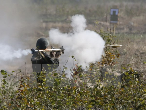 Ukraine tăng cường triển khai quân đối phó với quân đội Nga ảnh 1