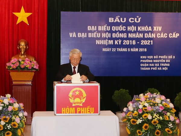 Tổng Bí thư bỏ phiếu bầu cử tại quận Hai Bà Trưng, Hà Nội ảnh 1