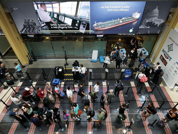 Mỹ bắt đầu thực hiện quy định mới về an ninh hàng không ảnh 1