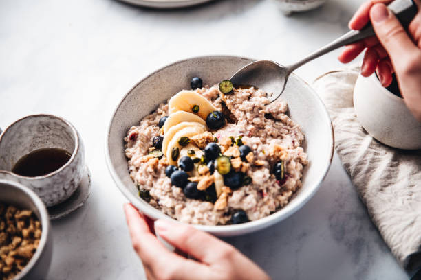 Chế độ ăn lành mạnh sẽ giúp bạn có một làn da khỏe mạnh. (Ảnh: iStock) che do an2.jpg
