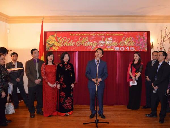 Đại sứ quán Việt Nam tại Canada tổ chức mừng Xuân Ất Mùi 2015 ảnh 1