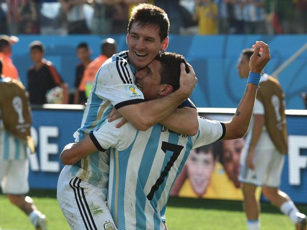 "Song sát" Messi-Di Maria giúp Argentina chiến thắng nhọc nhằn ảnh 1