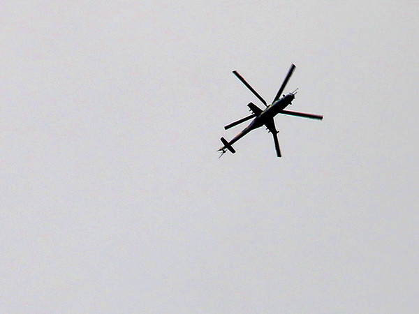 Máy bay trực thăng MI-24. (Nguồn: AFP/TTXVN) Trực thăng Mi-8 của Nga diễn tập quân sự tại Tajikistan ảnh 1