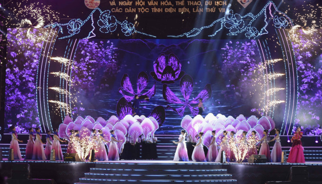 ttxvn-dien-bien-khai-mac-le-hoi-hoa-ban-nam-2023-25-4478.jpg