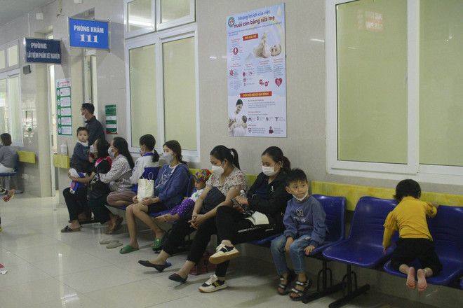 Làm gì để phòng chống các bệnh trong thời tiết giao mùa? ảnh 2