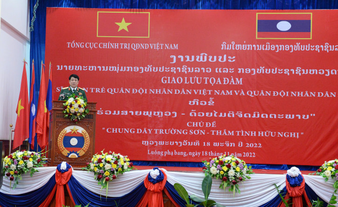 Giao lưu tọa đàm Sỹ quan trẻ Quân đội Nhân dân Việt Nam-Lào ảnh 2