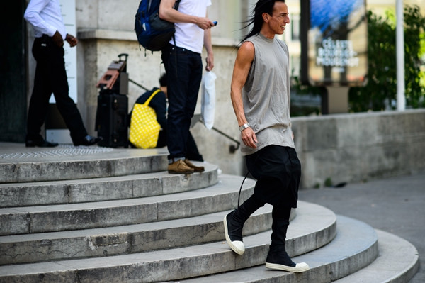 Những khoảnh khắc ấn tượng tại Tuần lễ Thời trang Paris ảnh 14