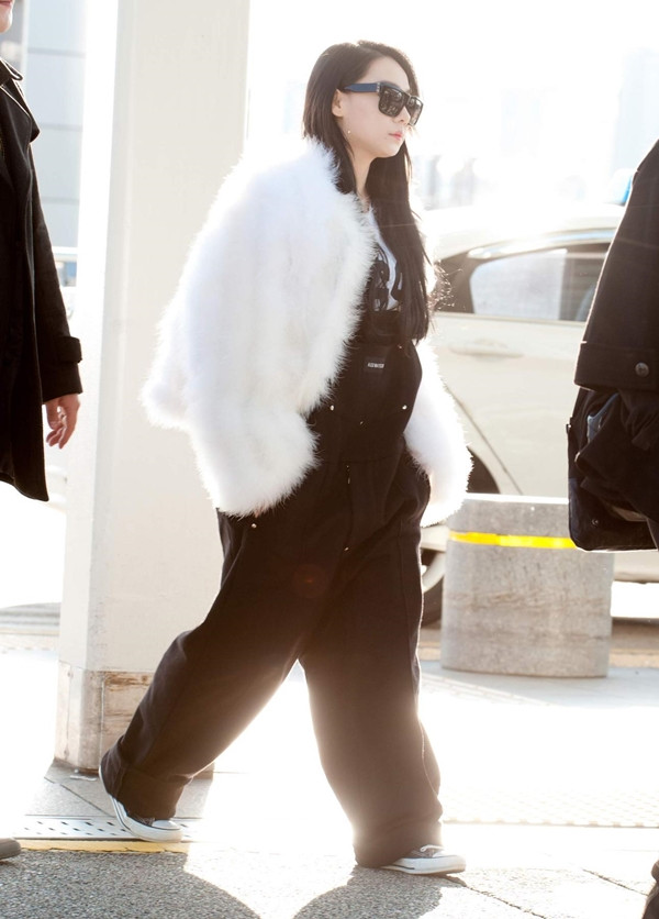 CL - cô nàng ngổ ngáo với phong cách biến hóa khôn lường ảnh 4