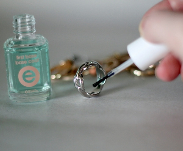 Một số mẹo đơn giản để bảo quản những món trang sức điệu đà ảnh 1