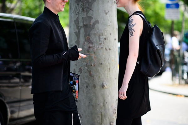 Những khoảnh khắc ấn tượng tại Tuần lễ Thời trang Paris ảnh 17