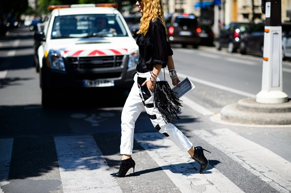 Những khoảnh khắc ấn tượng tại Tuần lễ Thời trang Paris ảnh 30