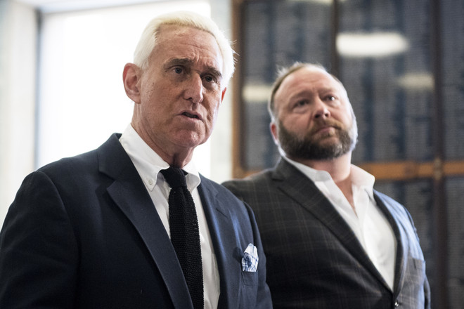 Vụ bạo loạn Đồi Capitol: Thêm nhiều trợ lý của ông Trump bị triệu tập ảnh 1