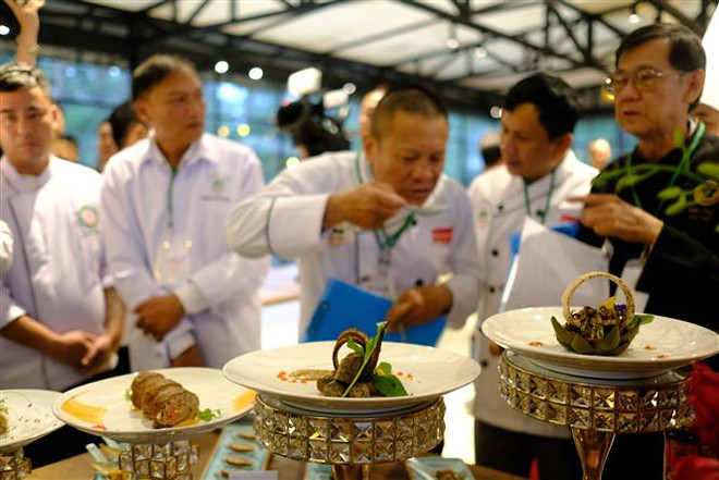 Lâm Đồng: Xác lập Kỷ lục 100 Món ngon từ cây Atiso Đà Lạt ảnh 3