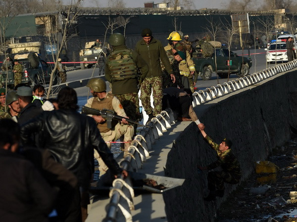 Tổng thống Mỹ ủng hộ chính quyền Afghanistan hòa giải với Taliban ảnh 1