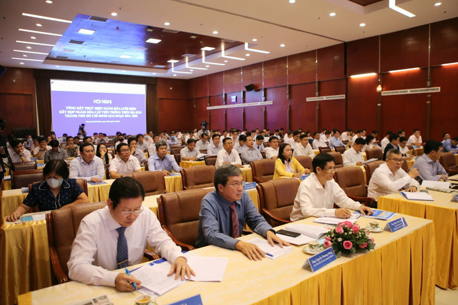 TP. Hồ Chí Minh đến năm 2025 sẽ ngầm hóa 500 km lưới điện trung thế ảnh 2