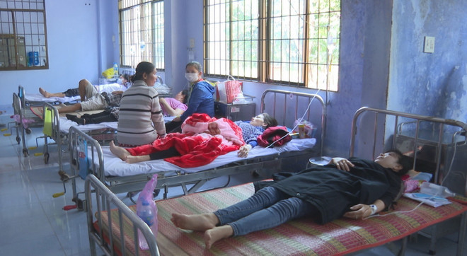 Trà Vinh: 60 công nhân nhập viện sau bữa trưa, nghi bị ngộ độc ảnh 1