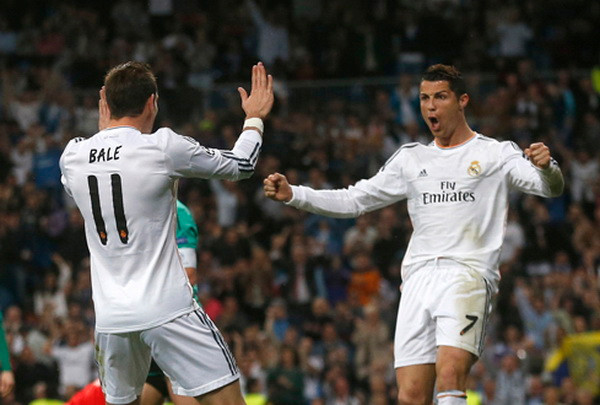 Chelsea "rửa mặt" cho người Anh, Ronaldo lập cú đúp ảnh 2