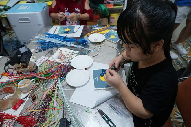 Hành trình của những cánh thiệp ước mơ trên máy bay dịp Trung thu ảnh 2