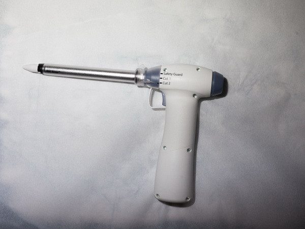 Cảnh báo nguy cơ ung thư từ thiết bị phẫu thuật cổ tử cung ảnh 1