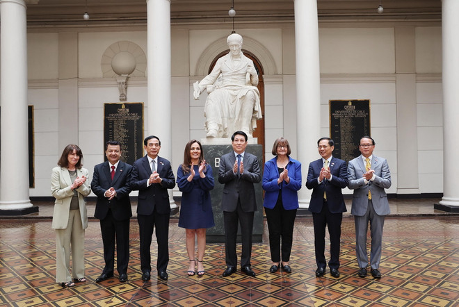 ttxvn_chu tich nuoc Luong Cuong dai hoc Chile (6)_resize.jpg