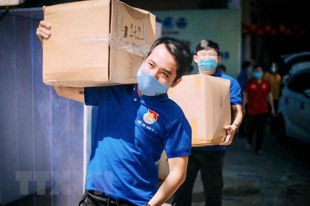 Dấu ấn tình nguyện của tuổi trẻ Việt Nam trên mặt trận chống dịch ảnh 3