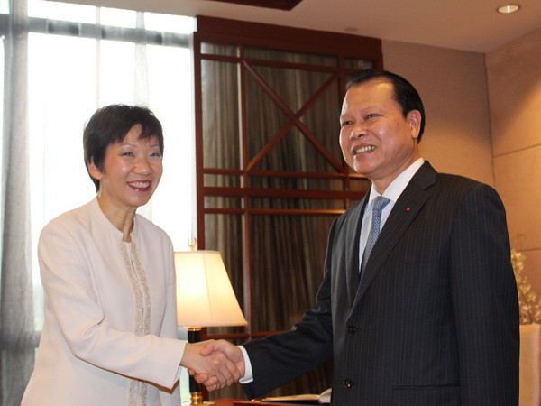 Phó Thủ tướng Vũ Văn Ninh làm việc tại Singapore ảnh 1