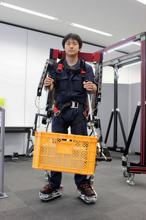 Panasonic ra mắt khung robot có thể trợ lực cho con người ảnh 3