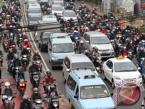 Indonesia thiệt hại 5,5 tỷ USD mỗi năm do tắc nghẽn giao thông ảnh 1