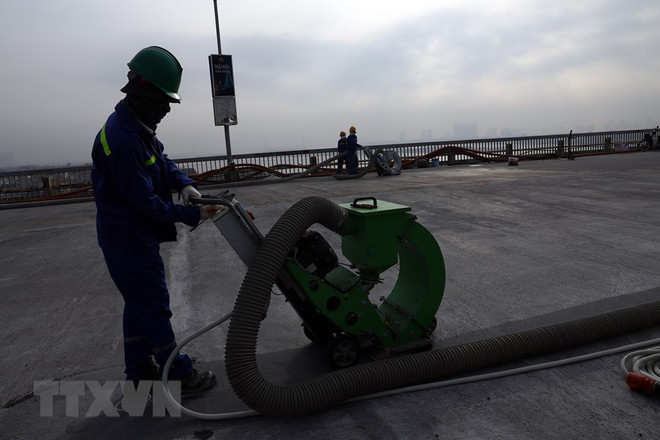 Cầu Thăng Long sẽ được kiểm soát xe quá tải để đảm bảo 'tuổi thọ' ảnh 1