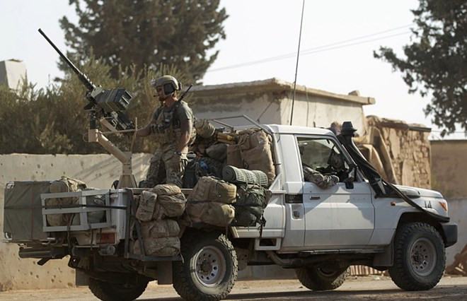 Lực lượng quân đội Mỹ ở Syria. (Nguồn: Reuters) Mỹ đề xuất nghị quyết mới về lực lượng quân sự ở nước ngoài ảnh 1