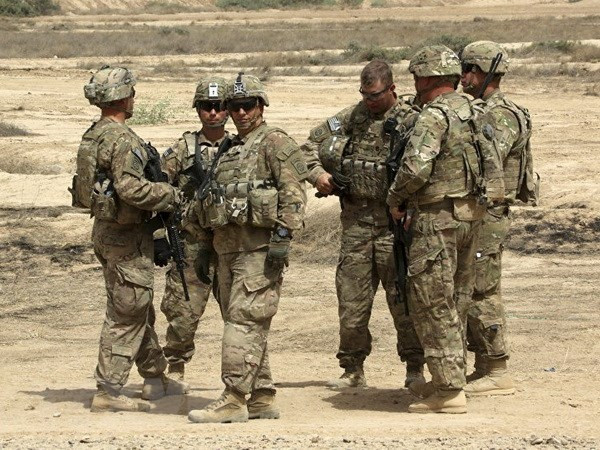 Binh sỹ Mỹ tại Syria. (Nguồn: Sputnik/TTXVN) Chuyên gia Nga: Sự hiện diện quân đội Mỹ ở Syria là kịch bản vô nghĩa ảnh 1