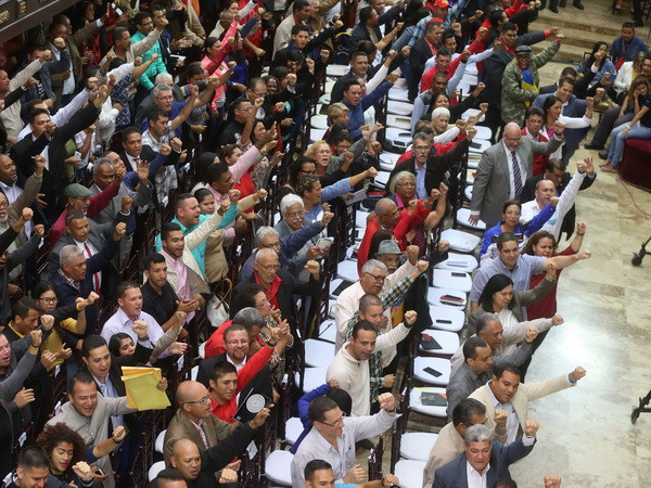 Đảng cầm quyền Venezuela đề nghị phe đối lập quay lại bầu cử ảnh 1