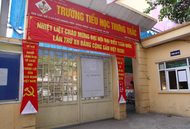 [Video] Nhiều trường ở Hà Nội cho học sinh nghỉ học vì rét đậm ảnh 1