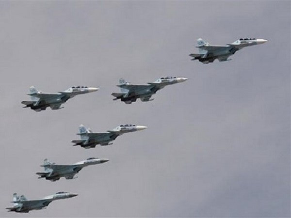 Iran sẽ mua các máy bay tiêm kích Sukhoi-30 của Nga ảnh 1