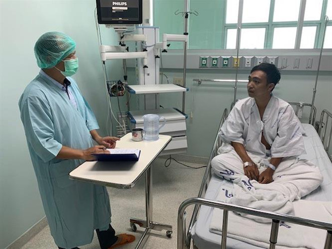 Đại sứ quán tại Thái Lan hỗ trợ 5 ngư dân Việt Nam bị chìm tàu cá ảnh 1