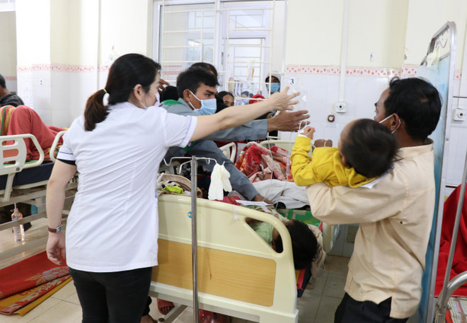 Điều tra nguyên nhân vụ nghi ngộ độc thực phẩm tập thể tại Gia Lai ảnh 1