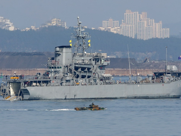 Hàn Quốc và Mỹ tiến hành tập trận hải quân kéo dài 4 ngày ảnh 1