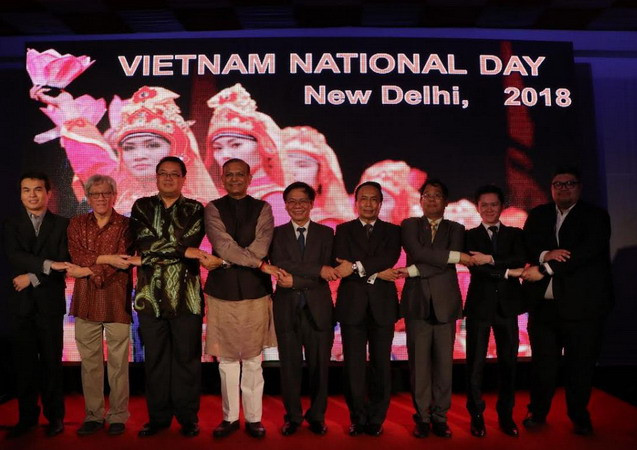 Việt Nam là trụ cột quan trọng trong chính sách hướng Đông của Ấn Độ ảnh 1