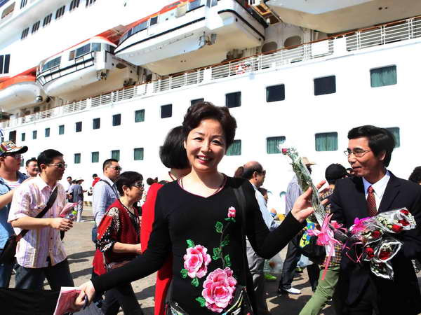 Biến thế mạnh biển đảo thành sức bật phát triển du lịch ảnh 1