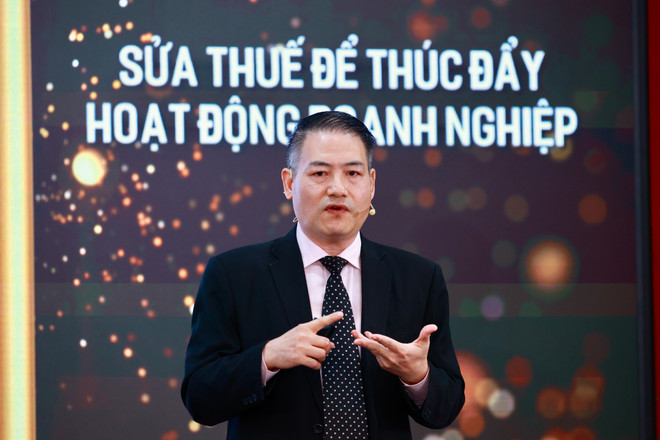 Ông Bùi Ngọc Tuấn Phó Tổng Giám đốc Tư vấn thuế Deloitte Việt Nam, cho rằng việc triển khai chính sách tăng thuế cần được xem xét kỹ lưỡng từ góc độ kinh tế-xã hội. (Ảnh: Vietnam+) z5729205137061_ee11002bd6171dbc9d724f27c92f5a20.jpg