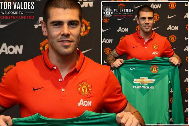 Victor Valdes đã nói gì trong ngày chính thức gia nhập M.U? ảnh 1