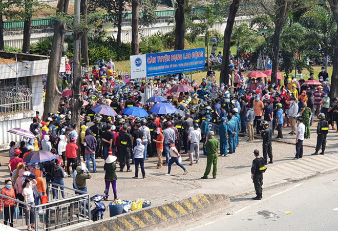 Đồng Nai: Công nhân Pouchen Việt Nam phản đối mức thưởng Tết giảm ảnh 1