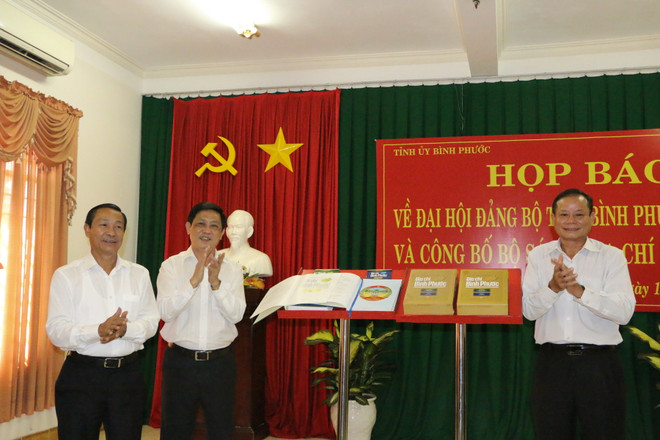Bình Phước ra sách Địa chí chào mừng Đại hội Đảng bộ tỉnh lần thứ X ảnh 1